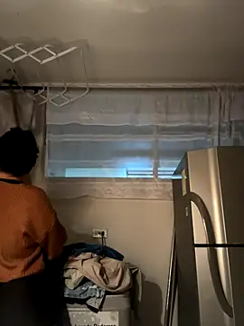 my aleja  online show from December 2025 02:10:02 AM