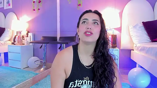 my aleja  online show from October 2025 01:01:02 PM
