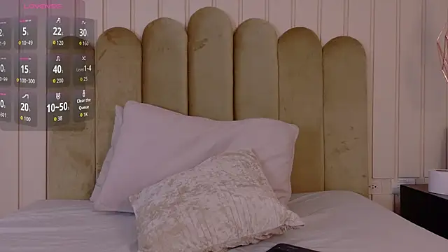 juliie star online show from April 2026 01:23:02 AM