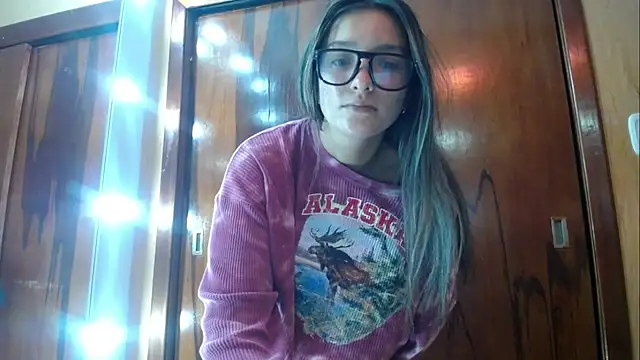 miss lilieth online show from May 2026 02:08:01 PM