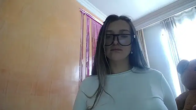 miss lilieth online show from February 2026 04:14:01 PM