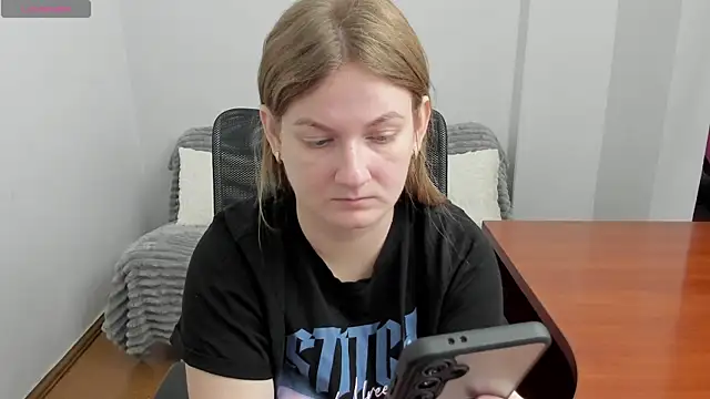 Alisha Skyes online show from December 2025 05:11:01 PM