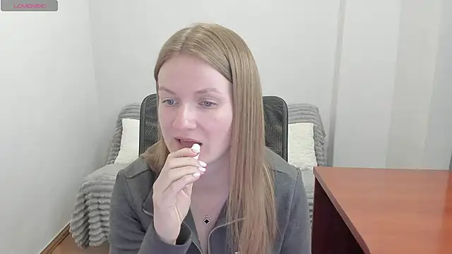 Alisha Skyes online show from April 2026 08:26:02 PM