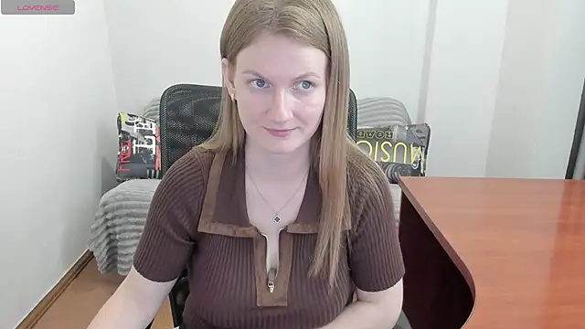 Snapshot of Alisha_Skyes chatting on May 2026 05:20:02 PM Alisha Skyes online show from May 2026 05:20:02 PM