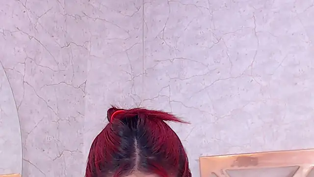 Snapshot of Sofy-Acevedo chatting on November 2025 01:01:01 PM Sofy-Acevedo online show from November 2025 01:01:01 PM