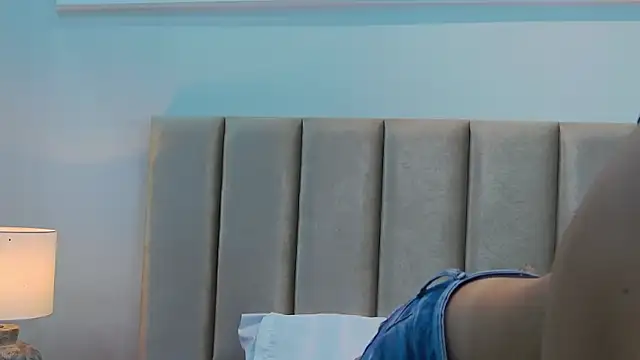 Sofy-Acevedo online show from September 2025 12:04:02 PM