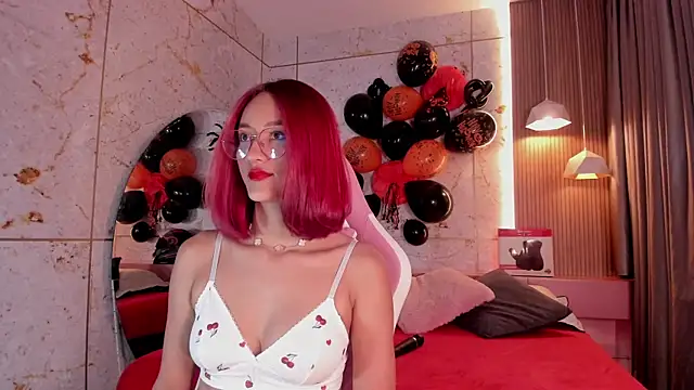 Snapshot of daphne_courtis chatting on October 2025 03:08:02 AM daphne courtis online show from October 2025 03:08:02 AM