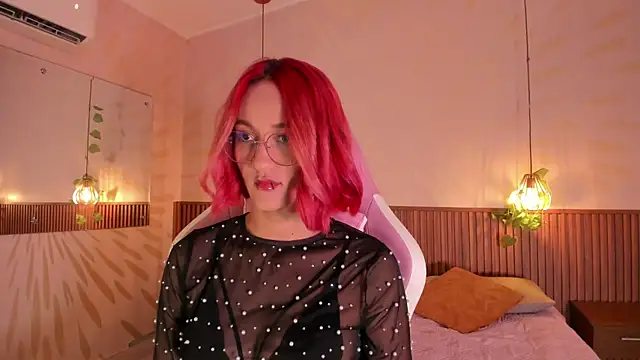 daphne courtis online show from April 2026 03:10:02 AM