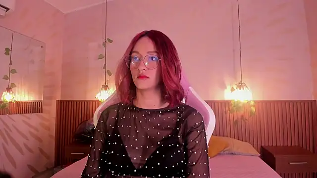 daphne courtis online show from February 2026 03:14:02 AM