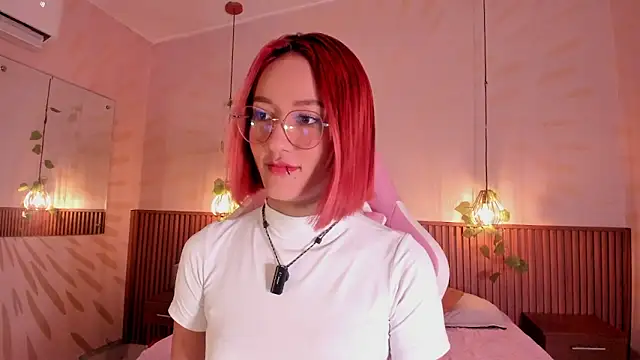 daphne courtis online show from March 2026 03:11:02 AM