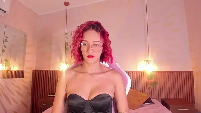 daphne courtis online show from June 2026 03:07:02 AM