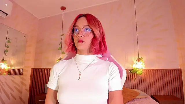 daphne courtis online show from April 2026 03:07:02 AM