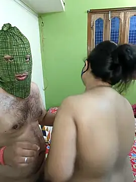 SwatiCam online show from September 2025 05:19:02 PM