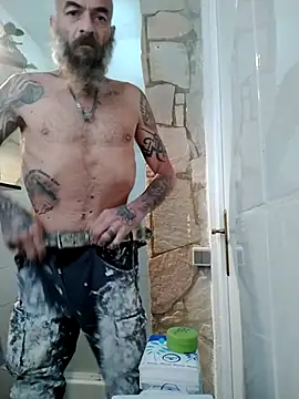 Snapshot of Zk1980 chatting on October 2025 08:33:02 AM Zk1980 online show from October 2025 08:33:02 AM