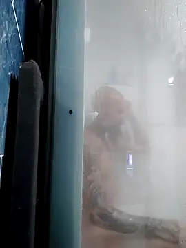 Snapshot of Zk1980 chatting on December 2025 09:53:02 PM Zk1980 online show from December 2025 09:53:02 PM