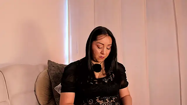 Snapshot of sweett-mary chatting on May 2026 10:19:01 PM sweett-mary online show from May 2026 10:19:01 PM
