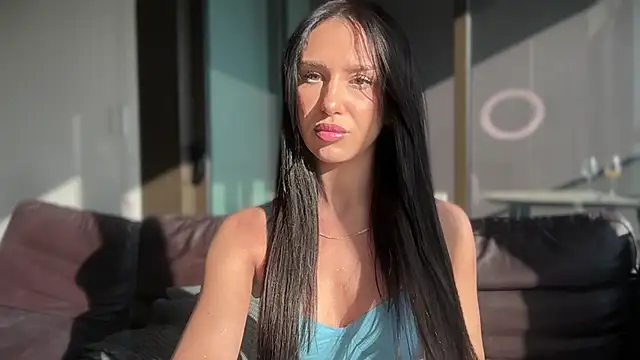 shy Colette online show from October 2025 06:18:02 AM