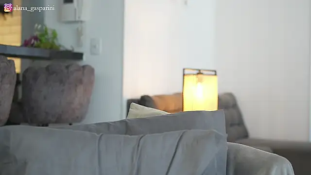 alana gasparini online show from April 2026 08:36:02 PM