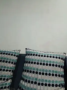 Snapshot of hornyriyanka chatting on May 2026 02:33:02 AM hornyriyanka online show from May 2026 02:33:02 AM