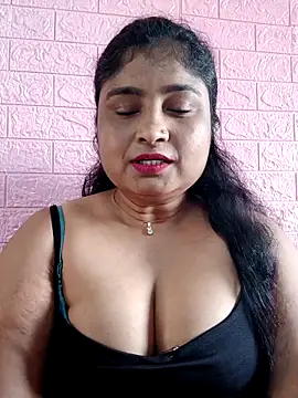 Snapshot of hornyriyanka chatting on September 2025 01:49:01 AM hornyriyanka online show from September 2025 01:49:01 AM
