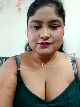 Snapshot of hornyriyanka chatting on May 2026 02:40:02 AM hornyriyanka online show from May 2026 02:40:02 AM