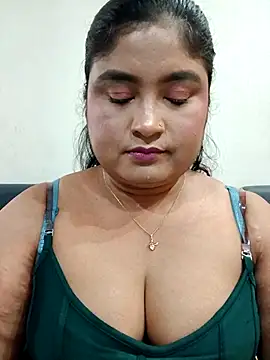 Snapshot of hornyriyanka chatting on May 2026 03:03:02 AM hornyriyanka online show from May 2026 03:03:02 AM
