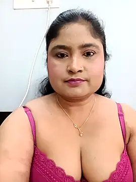 Snapshot of hornyriyanka chatting on May 2026 03:44:02 AM hornyriyanka online show from May 2026 03:44:02 AM