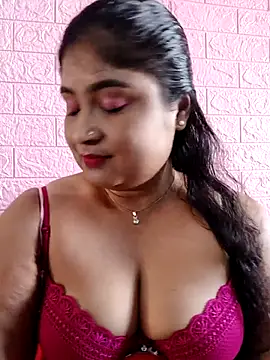 Snapshot of hornyriyanka chatting on September 2025 02:40:01 AM hornyriyanka online show from September 2025 02:40:01 AM