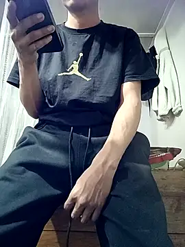 Snapshot of zebba12 chatting on February 2026 11:17:01 AM zebba12 online show from February 2026 11:17:01 AM