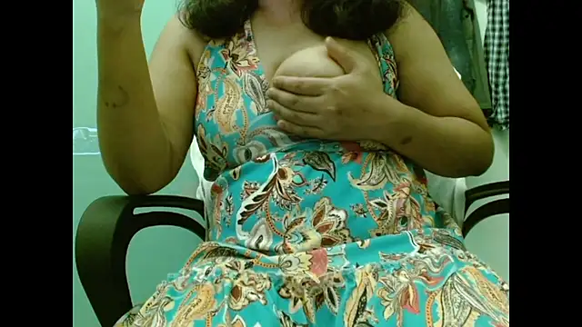 LivDiya online show from August 2026 04:37:01 PM