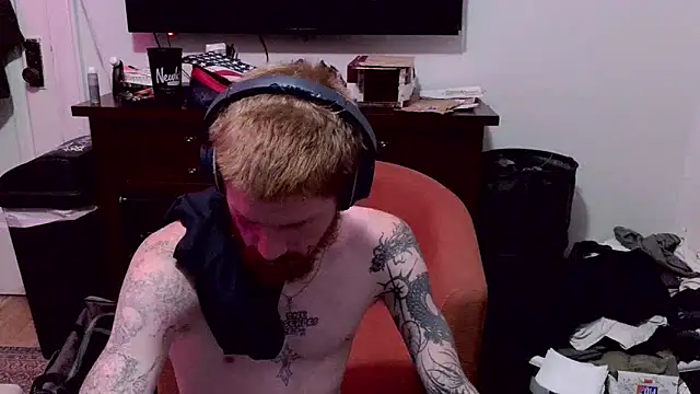 Snapshot of Magnetic127 chatting on November 2025 09:24:02 AM Magnetic127 online show from November 2025 09:24:02 AM