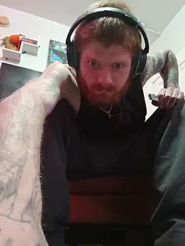 Snapshot of Magnetic127 chatting on November 2025 09:48:02 PM Magnetic127 online show from November 2025 09:48:02 PM