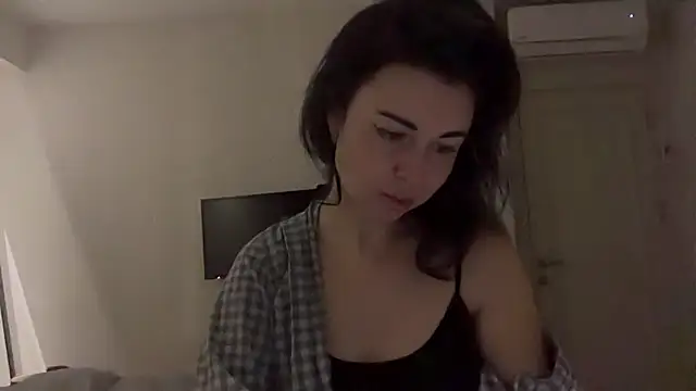 Snapshot of Gilin1 chatting on January 2026 07:54:01 PM Gilin1 online show from January 2026 07:54:01 PM