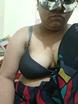 Snapshot of dhanshri143 chatting on September 2025 03:29:01 AM dhanshri143 online show from September 2025 03:29:01 AM