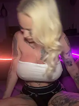shortybig official online show from May 2026 04:16:01 AM