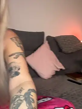 shortybig official online show from February 2026 05:07:01 AM