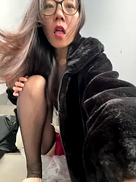 xinmeng-000 online show from December 2025 06:26:01 AM