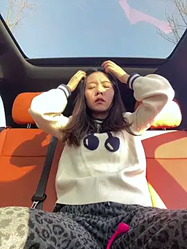 xinmeng-000 online show from February 2026 07:49:02 AM