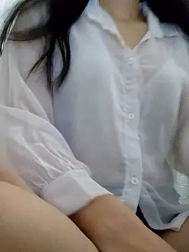 Maria2299 online show from May 2026 05:52:01 PM