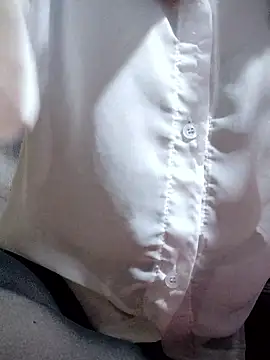 Maria2299 online show from April 2026 11:33:02 PM