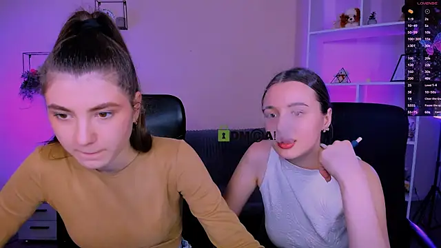 lissa night online show from November 2025 03:04:01 PM