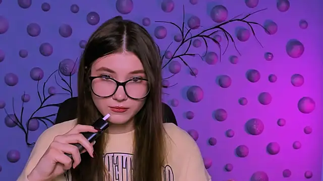 lissa night online show from December 2025 10:08:02 AM