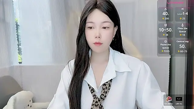 Snapshot of Bella_Ava chatting on November 2025 08:18:02 AM Bella Ava online show from November 2025 08:18:02 AM