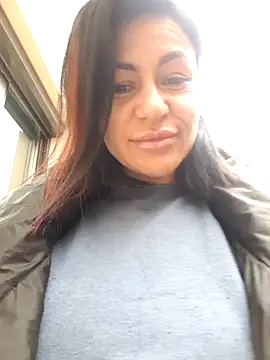 Arya Lexy online show from October 2025 10:01:01 AM