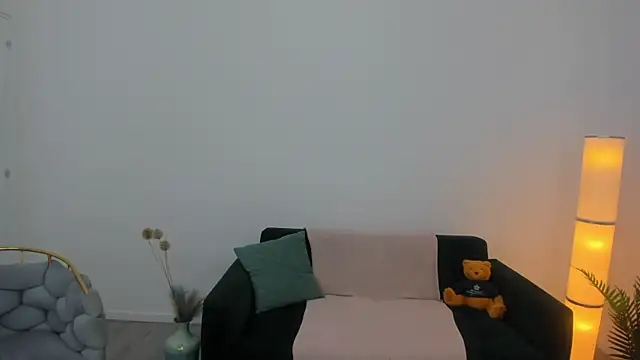 Snapshot of Arya_Lexy chatting on November 2025 07:18:02 PM Arya Lexy online show from November 2025 07:18:02 PM