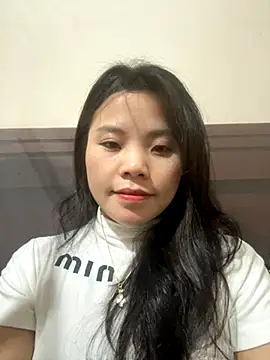 Snapshot of Bella_7777 chatting on October 2025 01:26:02 PM Bella 7777 online show from October 2025 01:26:02 PM