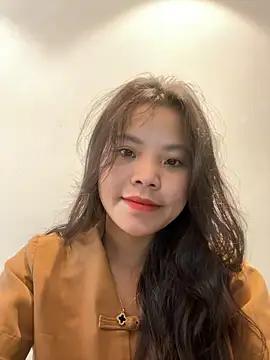 Snapshot of Bella_7777 chatting on October 2025 04:14:01 AM Bella 7777 online show from October 2025 04:14:01 AM