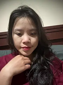 Snapshot of Bella_7777 chatting on December 2025 04:02:02 PM Bella 7777 online show from December 2025 04:02:02 PM