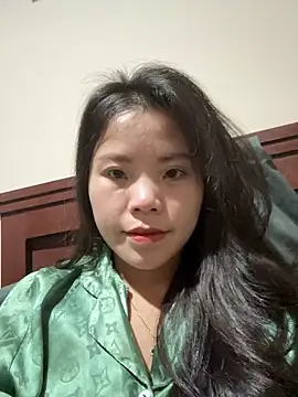 Snapshot of Bella_7777 chatting on January 2026 03:28:02 PM Bella 7777 online show from January 2026 03:28:02 PM