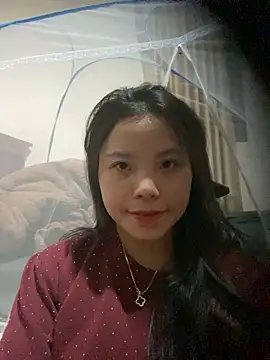 Snapshot of Bella_7777 chatting on September 2025 05:15:01 PM Bella 7777 online show from September 2025 05:15:01 PM